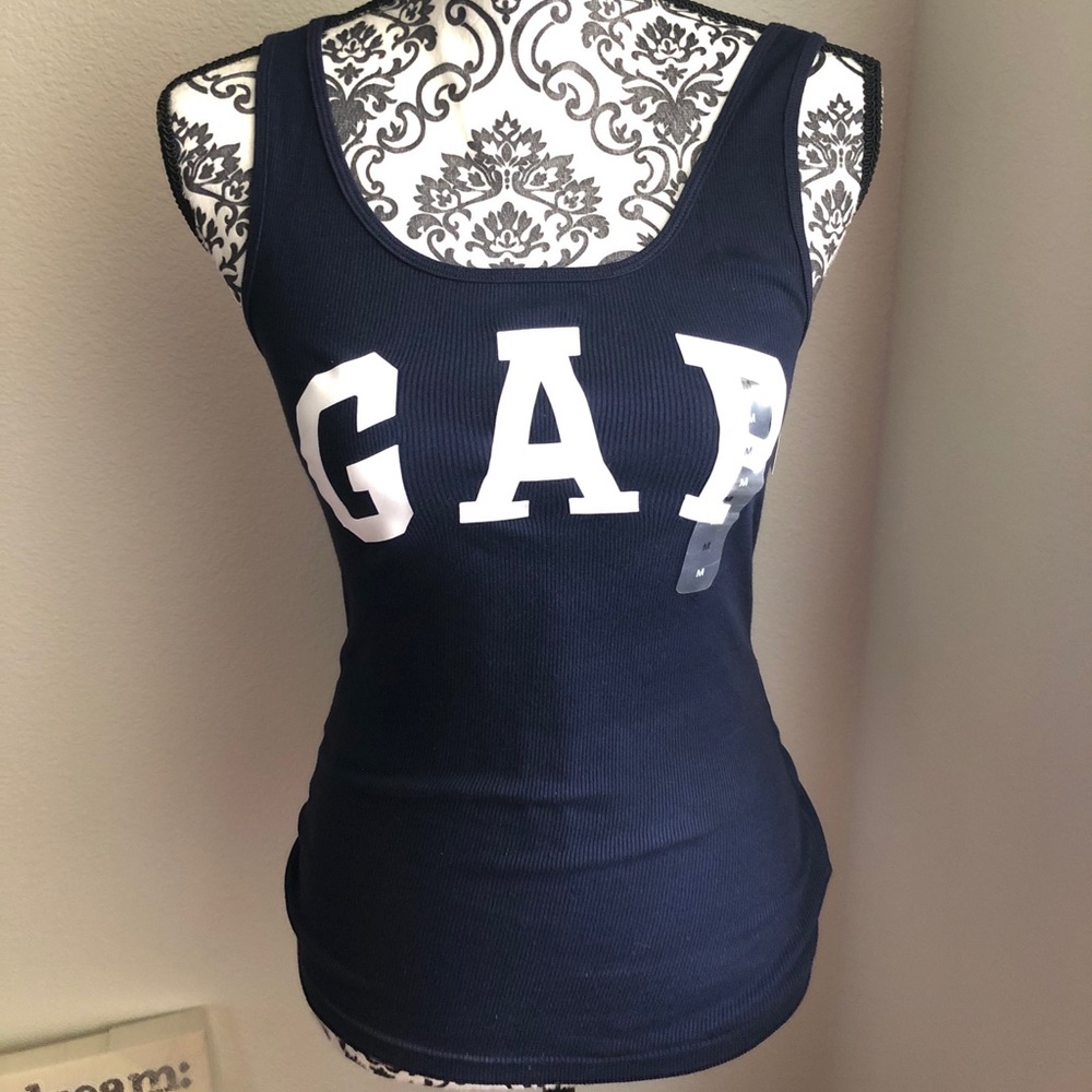 GAP Tank Top NWT
